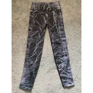 Lululemon Ebb to Street Tight Leggings Stone Wash Graphite Grey pattern Size 6